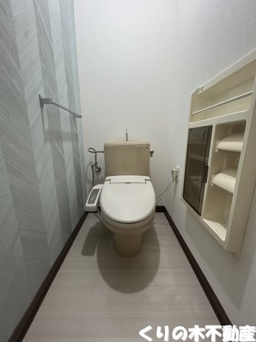 【トイレ】 | ガーデンハイツひがき　B棟 | シンプルで使いやすいトイレです