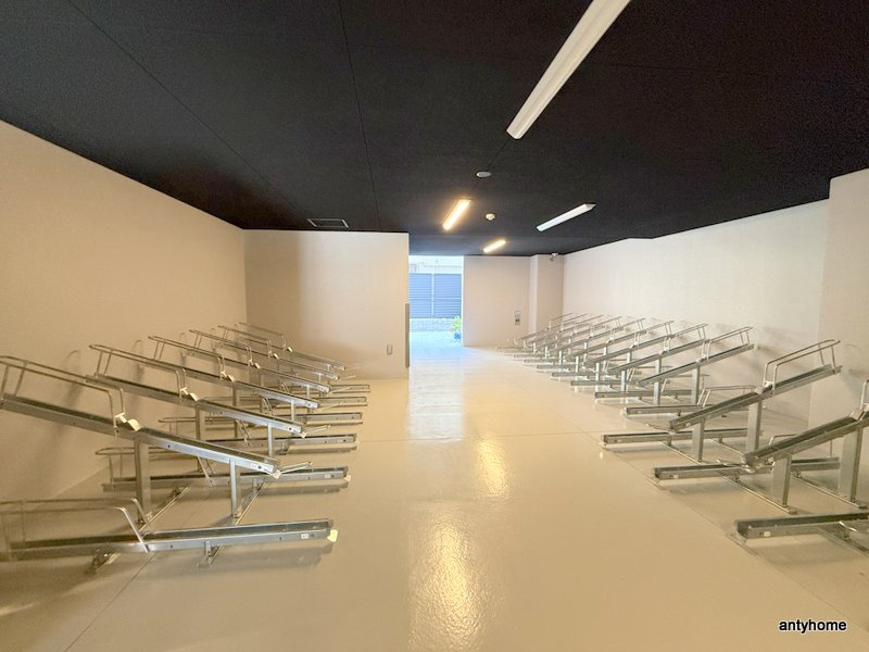 S-RESIDENCE阿波座chiaroの駐車場