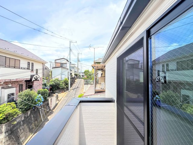 保土ヶ谷区権太坂３丁目　新築戸建てのバルコニー|◆日当たり良好なバルコニー！毎日のお洗濯にも嬉しいですね！