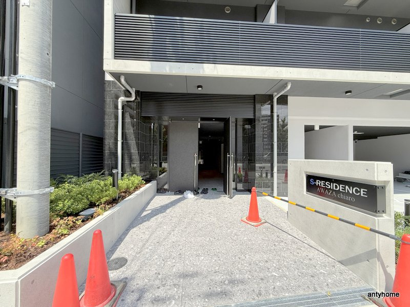 S-RESIDENCE阿波座chiaroのエントランス