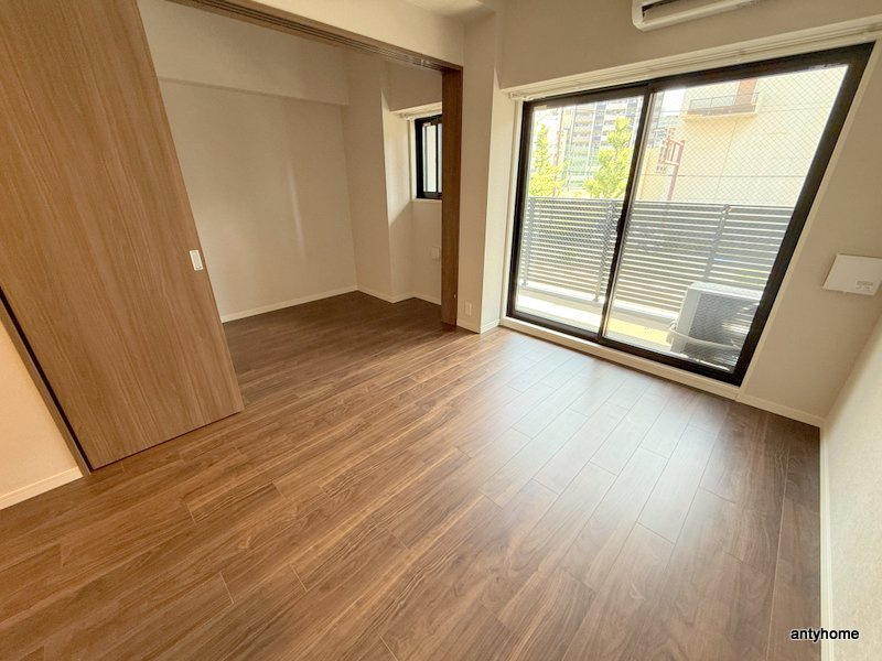 S-RESIDENCE阿波座chiaroの居間・リビング