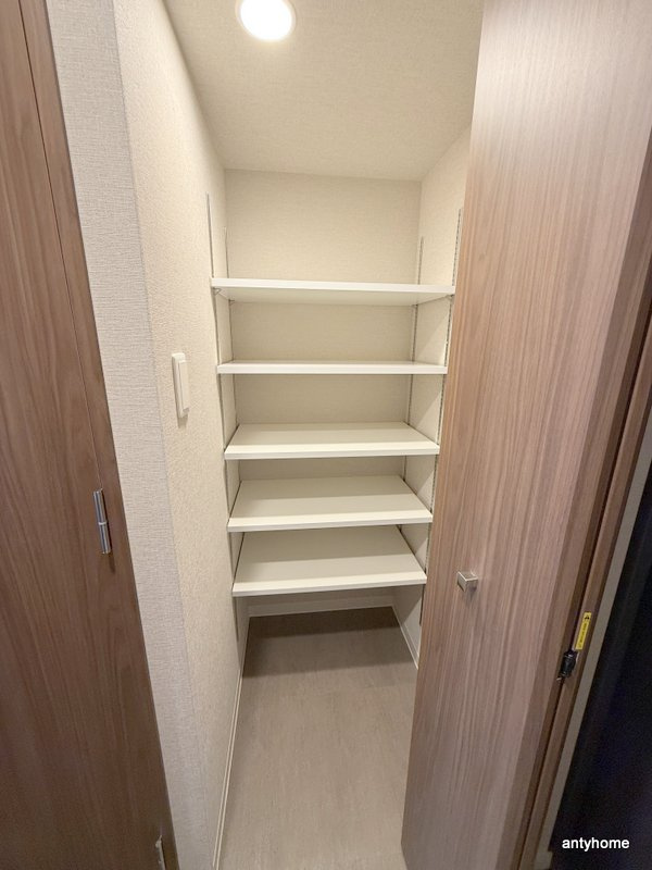 S-RESIDENCE阿波座chiaroの収納
