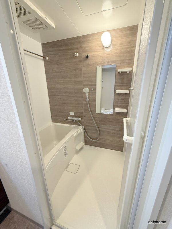 S-RESIDENCE阿波座chiaroの浴室