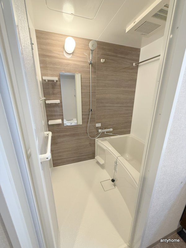 S-RESIDENCE阿波座chiaroの浴室
