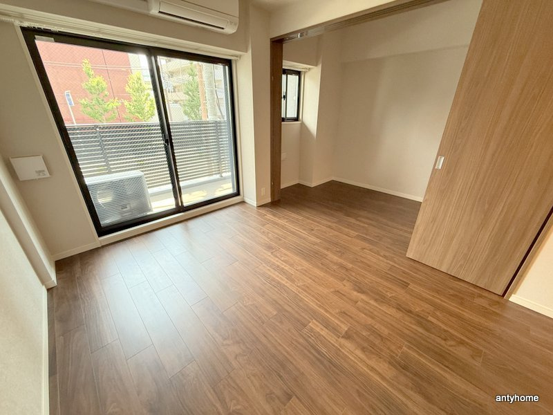 S-RESIDENCE阿波座chiaroの居間・リビング