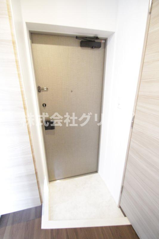 スパシエ東神奈川の玄関