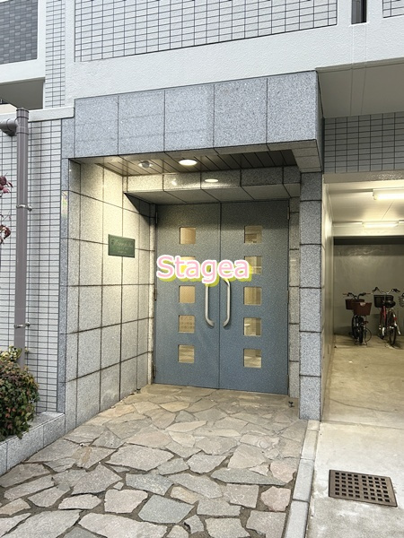 メゾン ド レイのエントランス