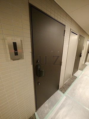 シーフォルム関内Ⅱの玄関
