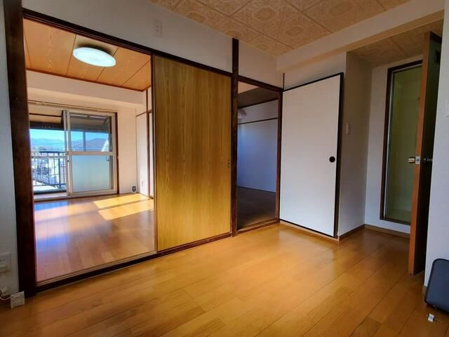 大和コーポの洋室