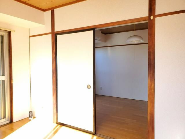 大和コーポの内装