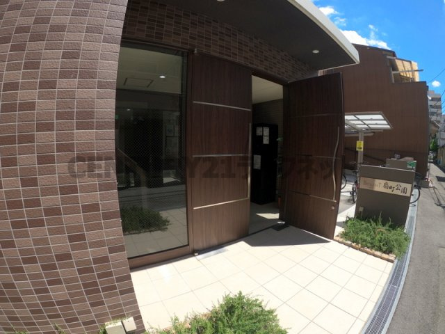 【エントランス】 | ブリリアント扇町公園