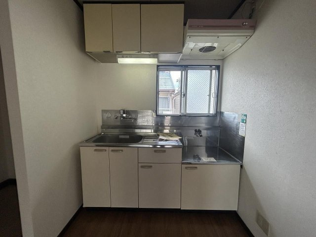 ハイツサンフォレスト　Ａのキッチン