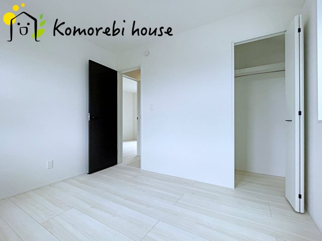 桶川市鴨川　5期　新築一戸建て　グラファーレ　01の寝室|使い勝手のいい寝室です