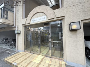 Collection塚口本町のエントランス