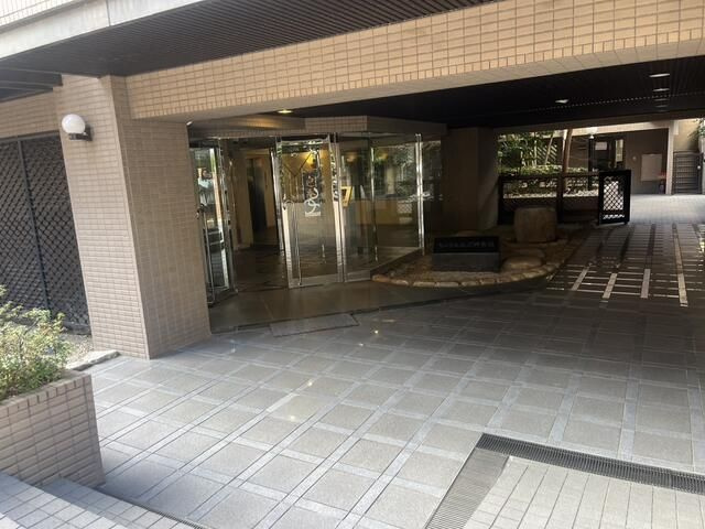 セントヒルズ神楽坂のエントランス