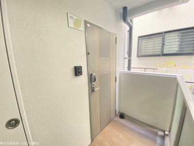【バルコニー】 | 第20長栄イスズベル京都伏見 | 広々としたバルコニーです
