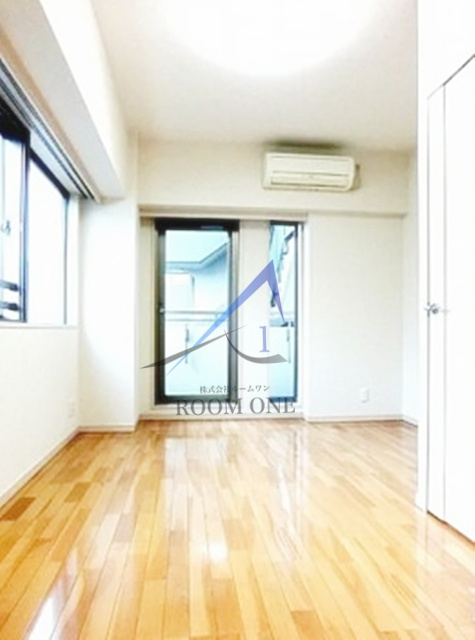 リバーレ秋葉原の居間・リビング|洋室のお部屋です。