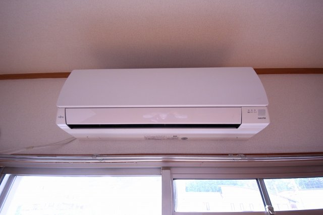 ロイヤルハイツ（マンション）の設備|エアコンがございます