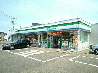 カサ・デル・ソルの周辺|ファミリーマート　犬山上野店まで790m
