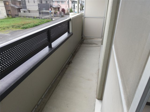 ウィステリアのバルコニー