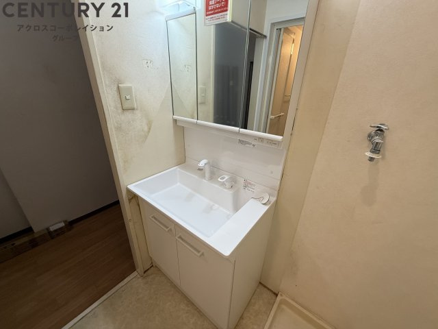 独立洗面化粧台付きでおすすめです！
