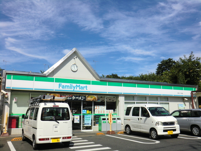 メゾン・ド・レーヴのその他|ファミリーマート深沢二丁目店
