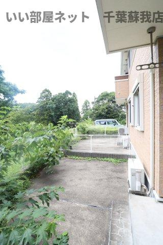 ヒルサイドハウスの庭|お庭が付いています