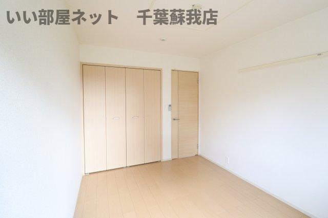 ヒルサイドハウスの洋室|個人の部屋や寝室として使える洋室です