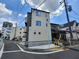 【前面道路含む現地写真】 | 昭和区長戸町６丁目新築戸建 | キャンペーン対象物件です♪詳細は弊社ホームページもしくはスタッフまでお気軽にお問合せ下さいませ♪ お役に立てる自信があります♪