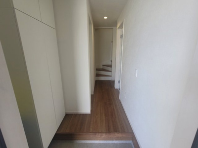 【玄関】 | 昭和区長戸町６丁目新築戸建 | キャンペーン対象物件です♪詳細は弊社ホームページもしくはスタッフまでお気軽にお問合せ下さいませ♪ お役に立てる自信があります♪