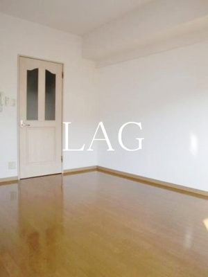 【居間・リビング】 | グレイス　ヴィラ | 洋室のお部屋です。