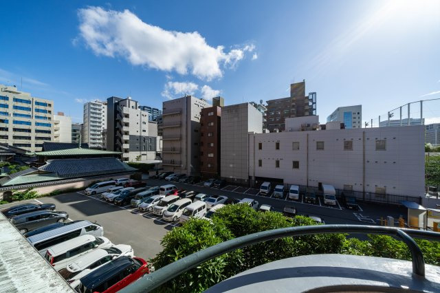 ハイラーク舞鶴の展望|陽当たり、通風ともに良好なので洗濯物がよく乾きそうです！