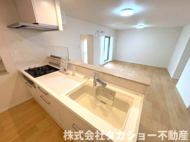 【キッチン】 | 高洲二丁目住宅7番　11号棟 | コンパクトなキッチンで掃除もラクラク