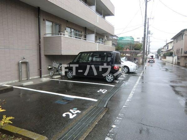 幕張台パークレジデンスの駐車場