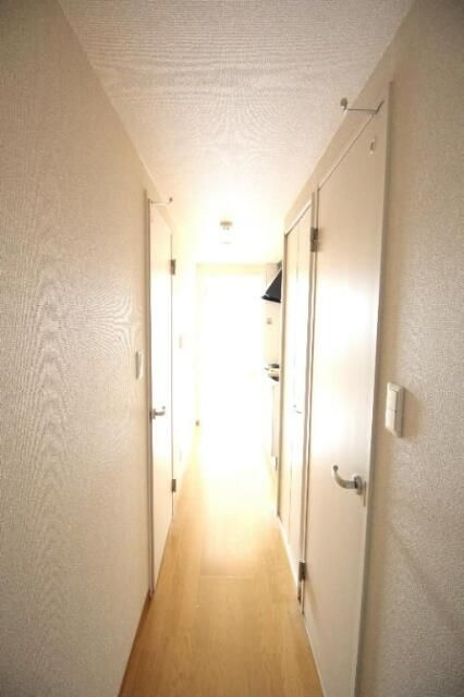 眩燈館の玄関