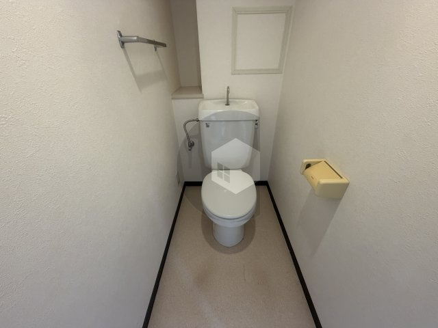 サン・コーポラス小阪のトイレ