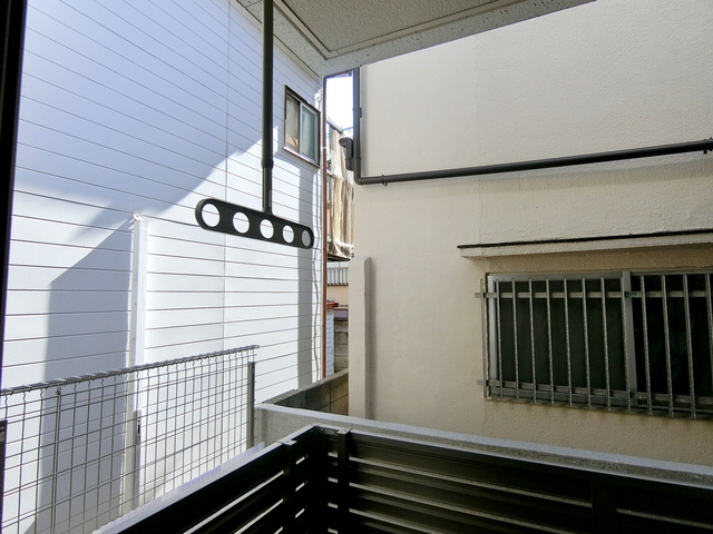 ＳＵＴＴＯＮ ＣＯＵＲＴの展望|★１階ですが通り沿いではありません★