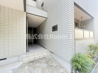 【エントランス】 | ヘーベルメゾン西田辺・旭化成ヘーベルメゾンHEBEL HAUS | 落ち着いたエントランスです