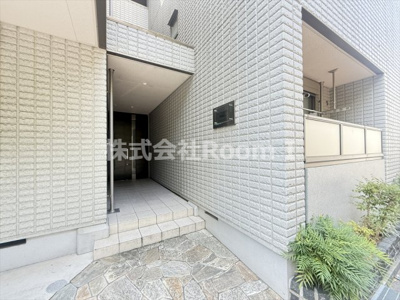【エントランス】 | ヘーベルメゾン西田辺・旭化成ヘーベルメゾンHEBEL HAUS | 落ち着いたエントランスです