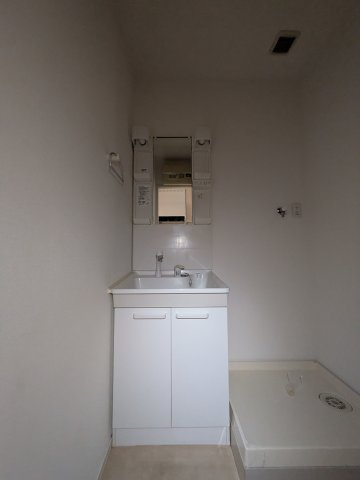 リバード北加瀬の洗面所