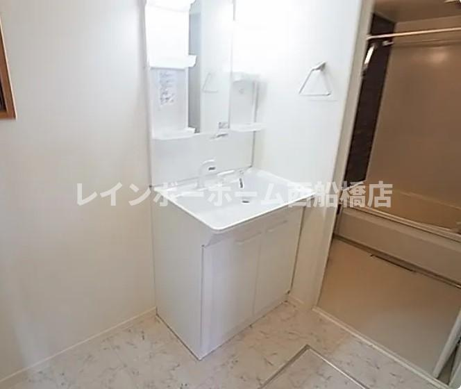 Maison de claroの洗面所