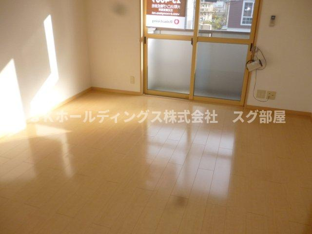 All　for　Oneの居間・リビング