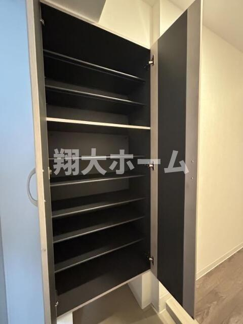 フレアコート北千住の玄関