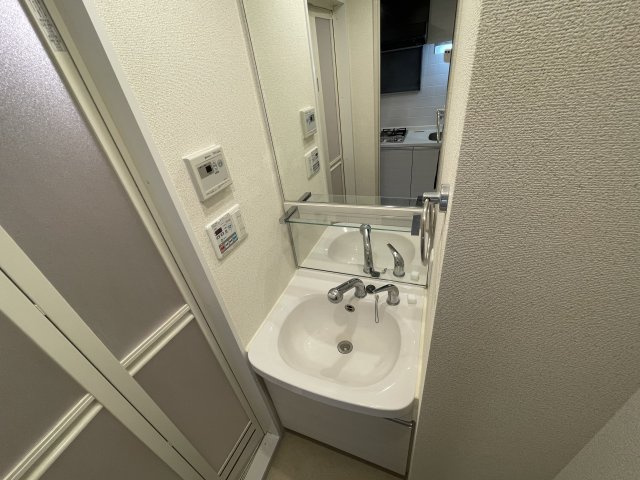 プレサンスみなと元町駅前の洗面所