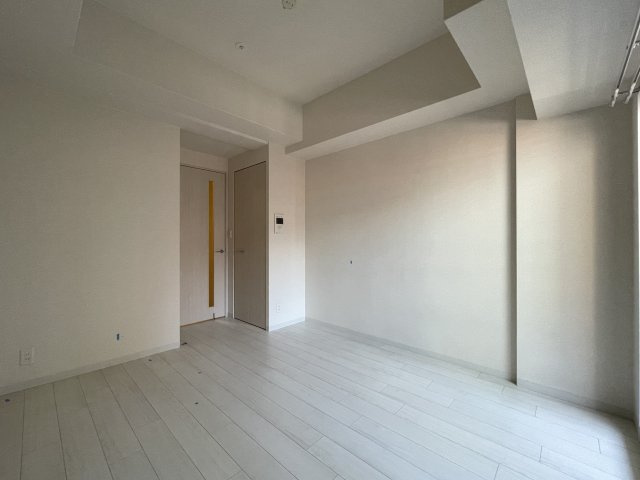 プレサンスみなと元町駅前の内装