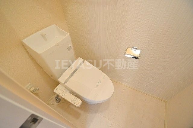 広島市西区草津梅が台のアパートのトイレ