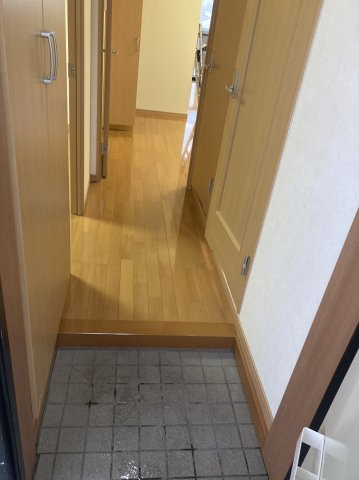 ドリームマンションの玄関
