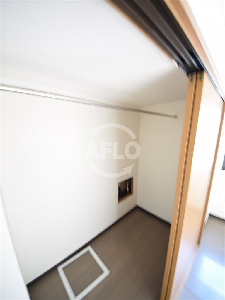 アルボール西道頓堀の収納|アルボール西道頓堀　クロゼット