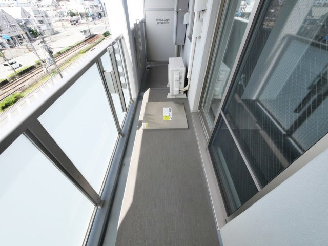 【バルコニー】 | メゾン材木町