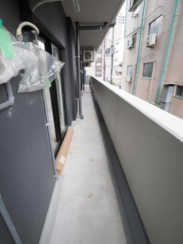 【バルコニー】 | エストゥルースプラスサウス大阪　仲介手数料無料